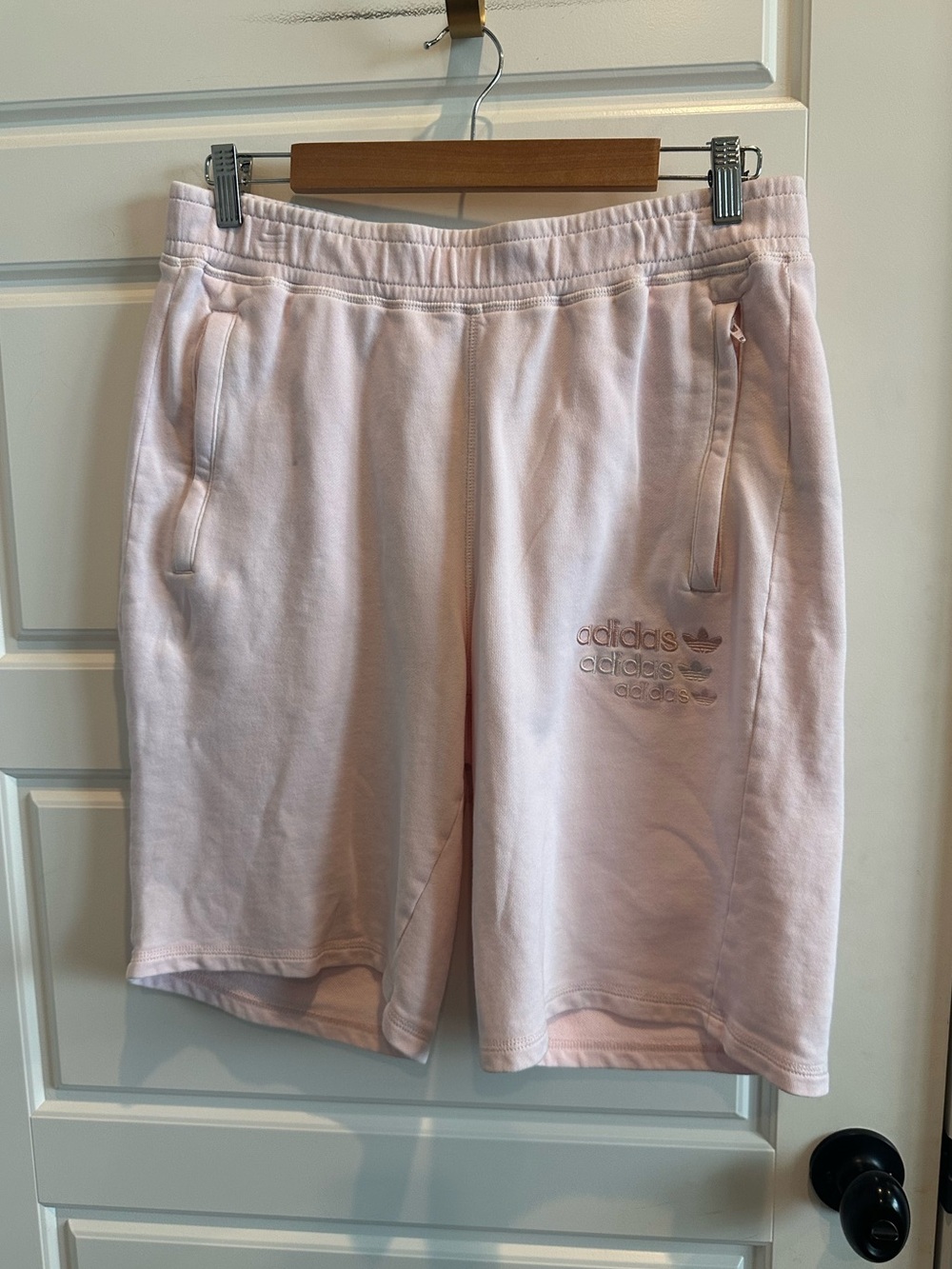Adidas Medium Originals Pink Sweat Shorts Embroidered Trefoil Logo Bermuda